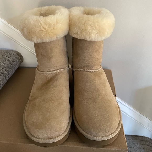 Ugg Australia Classic Short II Boot Sand Women’s Size 8 with Box - Picture 6 of 7